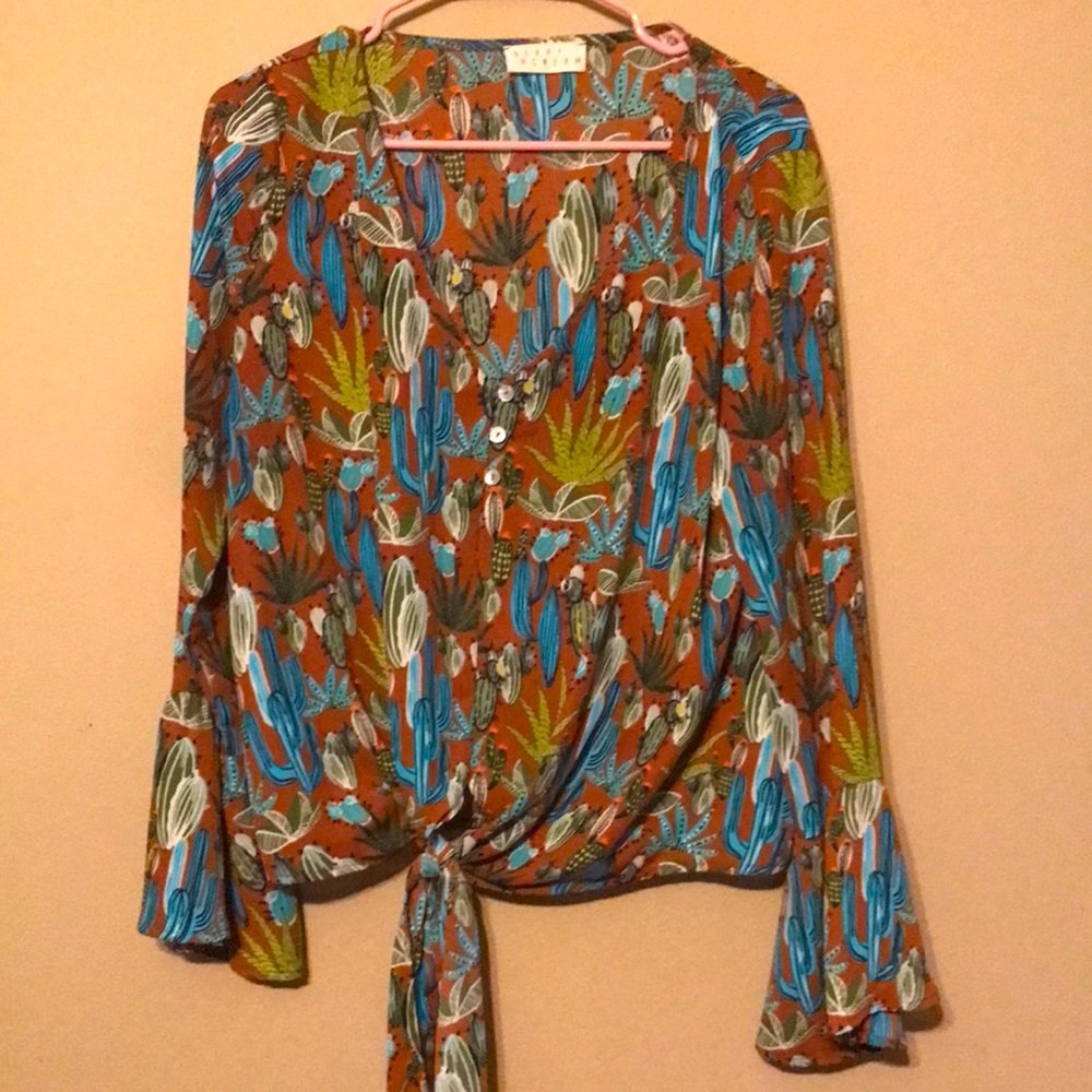 Long sleeve top